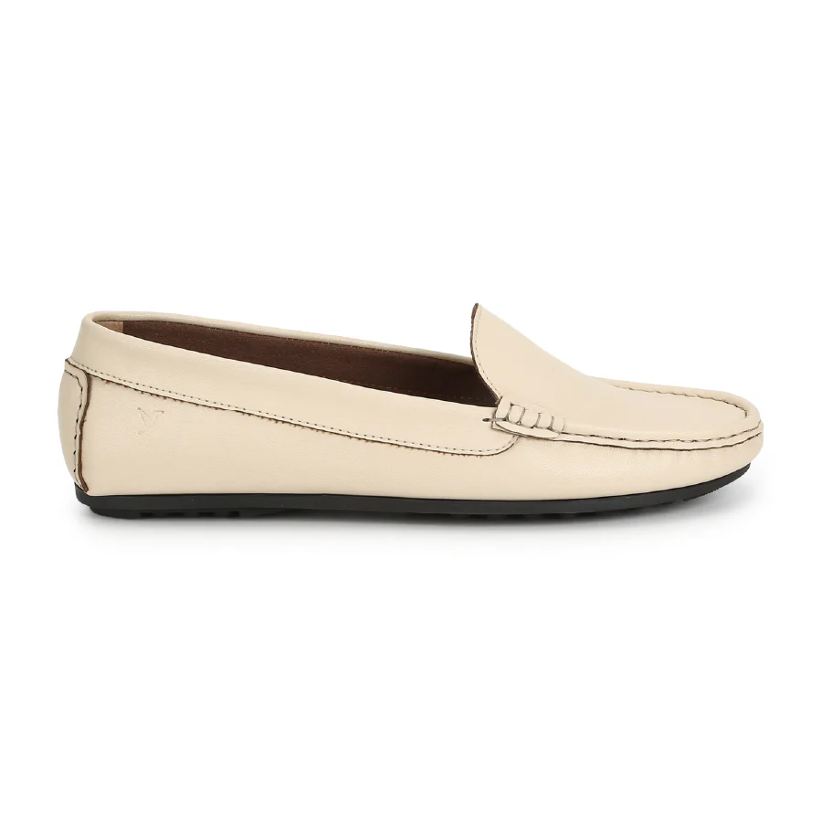 Bliss Formal Classic Plain Loafers for Women - Image 19